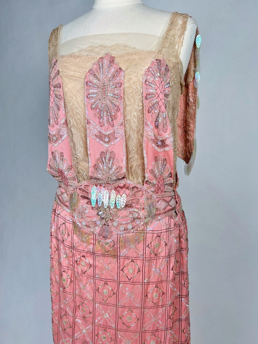 Ball Gown In Pink Silk Rep Embroidered With Iridescent Sequins - Rolf & Cie - Paris Circa 1920-1925