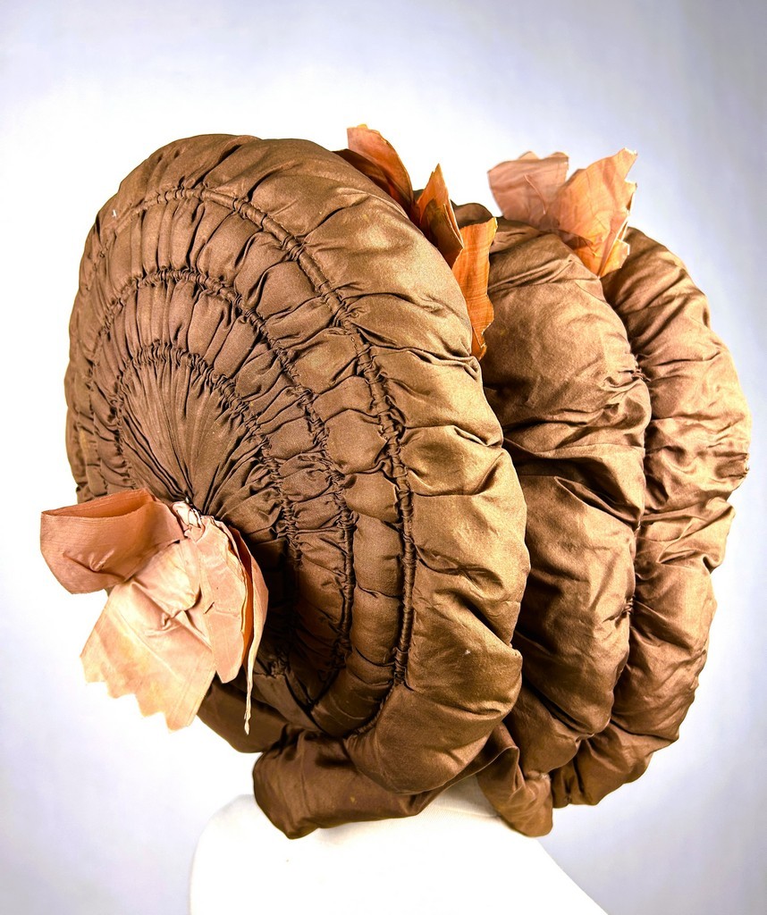 Calèche  en taffetas pour coiffure montée - Période Regency Angleterre fin XVIIIe siècle