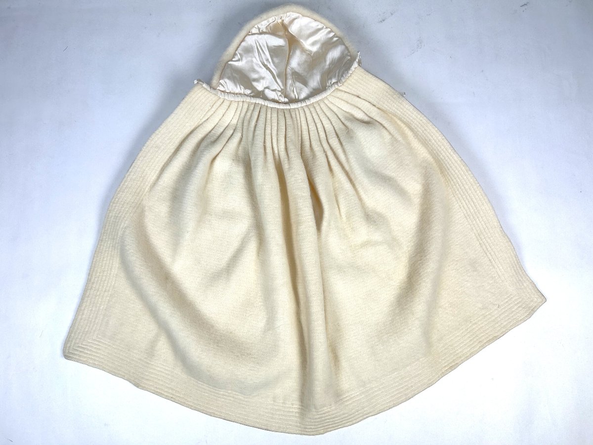 Child's Ceremonial Cape In Mohair Topstitched With Silk, In The Style Of Jeanne Lanvin - France C.1940-photo-7