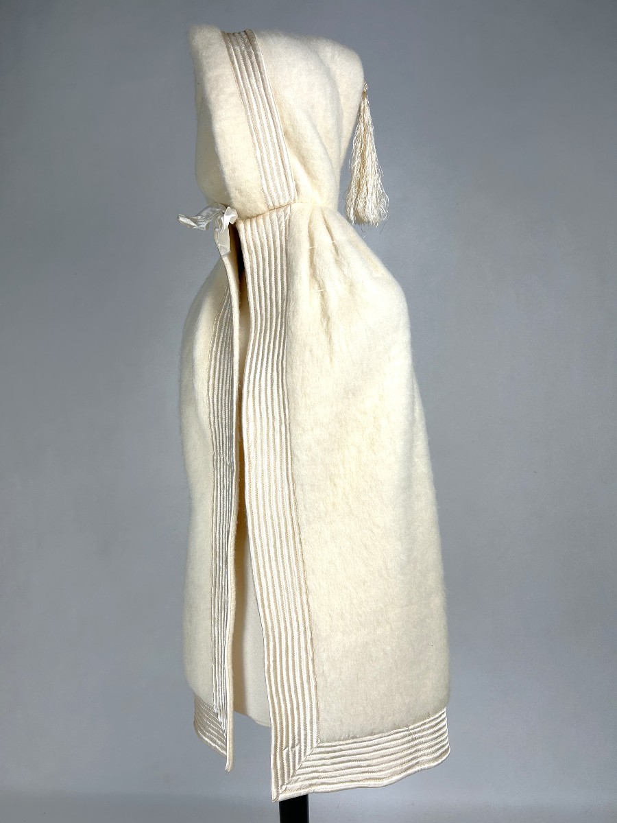 Child's Ceremonial Cape In Mohair Topstitched With Silk, In The Style Of Jeanne Lanvin - France C.1940
