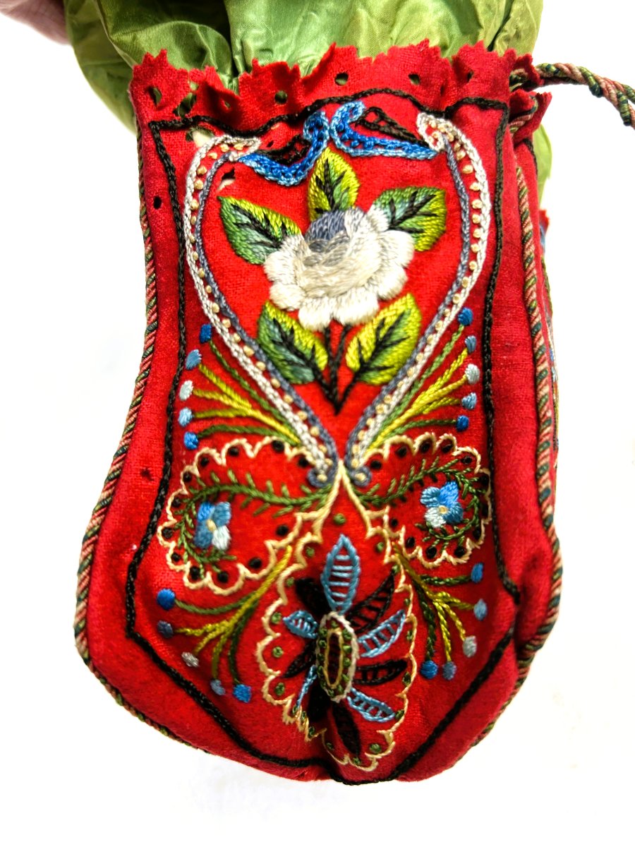 Red Embroidered Wool Felt Reticule, Adrianople - France, Circa 1870-photo-3