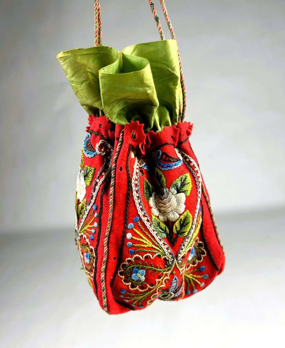 Red Embroidered Wool Felt Reticule, Adrianople - France, Circa 1870-photo-3