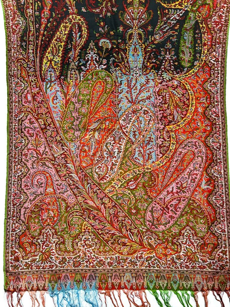 A French Cashmere "burnous" Scarf, Circa 1850-photo-2