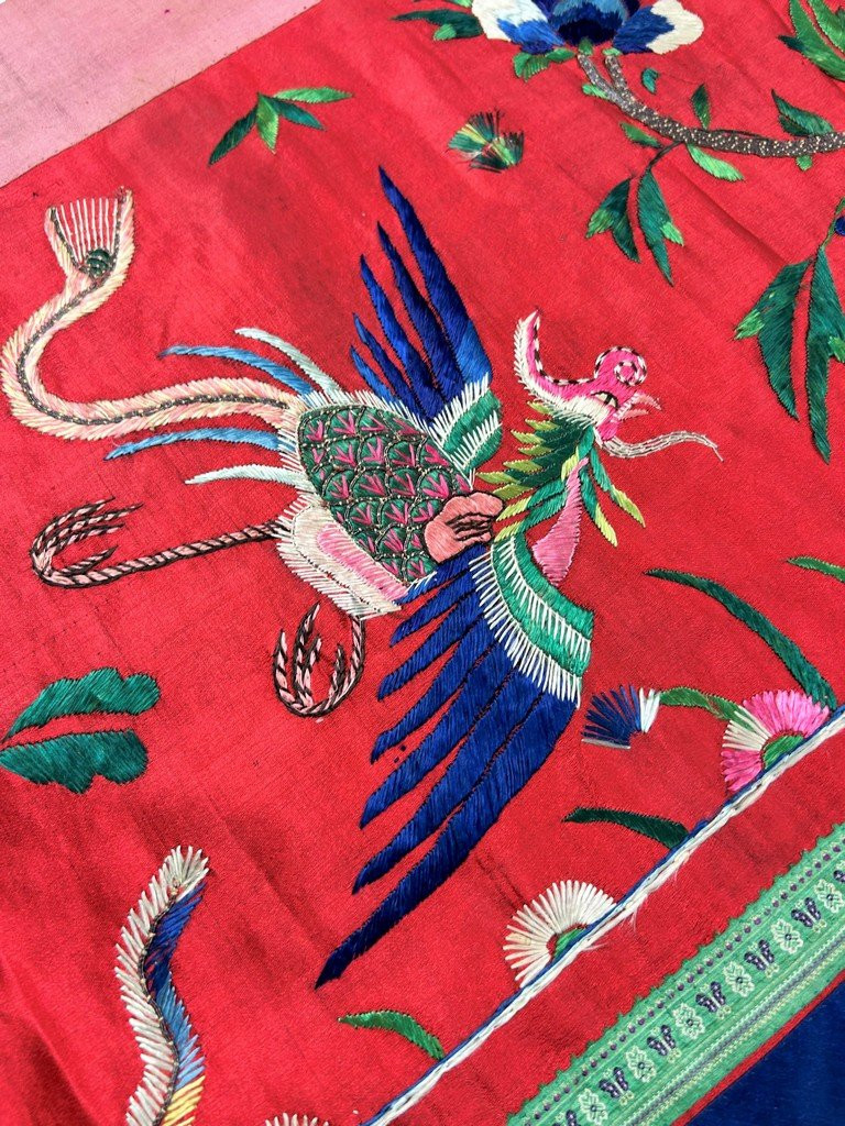 An Embroidered Satin Temple Banner - China, Circa 1900-1930-photo-7