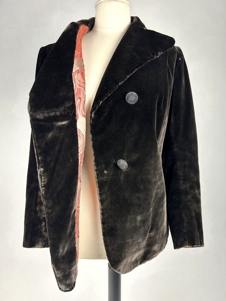 Brown Plush Velvet Jacket With Art Deco Lining - France Circa 1930 -1940