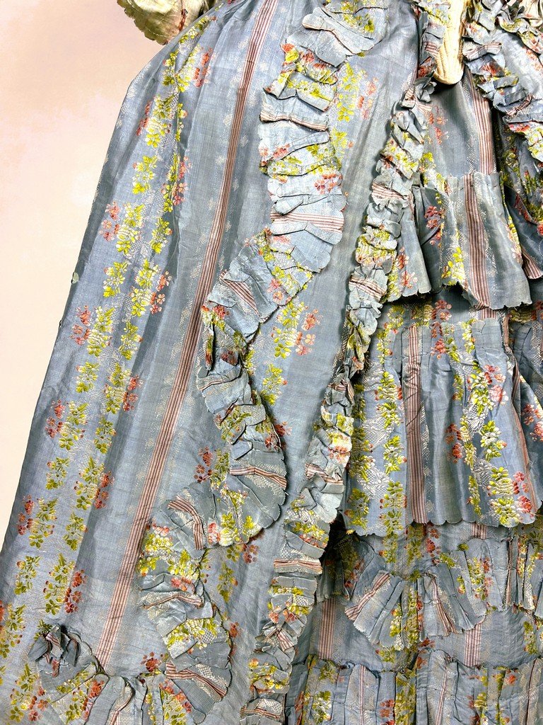 French Dress In Blue Edged Taffeta Nattier - France Circa 1780-photo-3