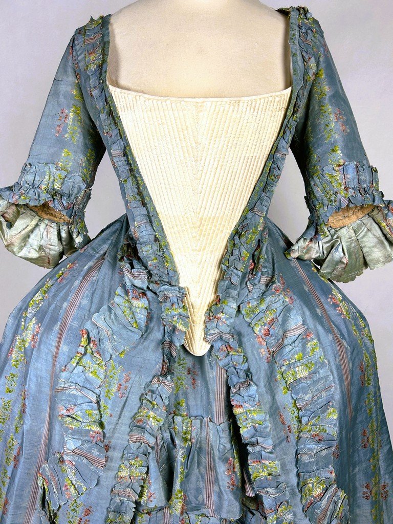 French Dress In Blue Edged Taffeta Nattier - France Circa 1780-photo-4