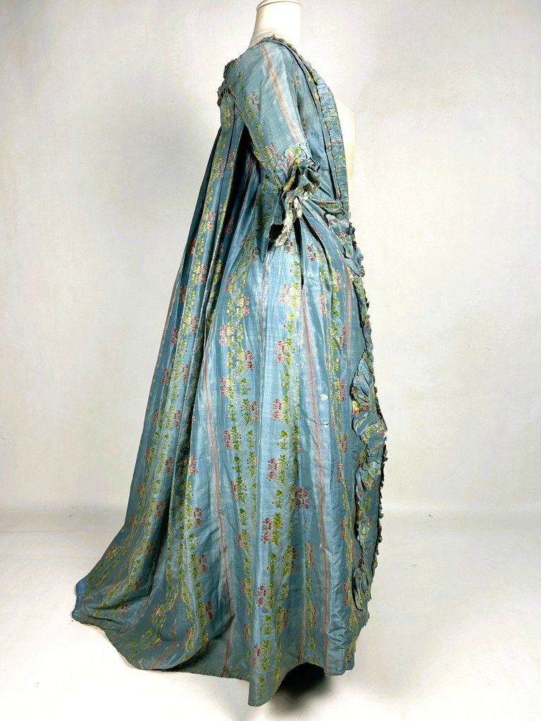 French Dress In Blue Edged Taffeta Nattier - France Circa 1780-photo-4