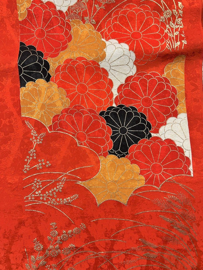 Métrage complet d'un damas de soie imprimé à l'or pour Kimono - Japon Circa 1950-1960-photo-3