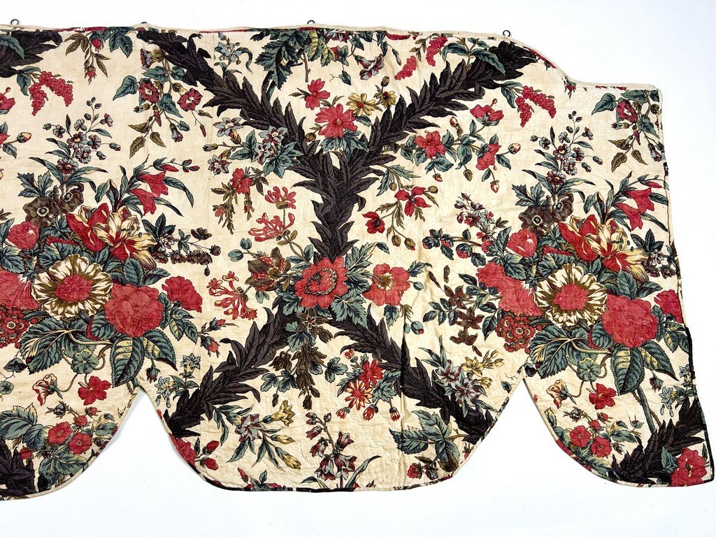 Un lambrequin en Indienne imprimée à la planche - Manufacture d'Alsace ou Suisse Circa 1810-photo-4