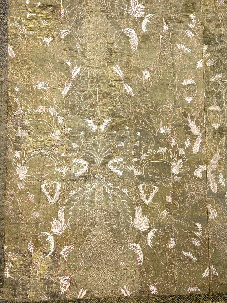 A Large Gold Brocade Panel - Louis XIV Period Circa 1700-photo-5