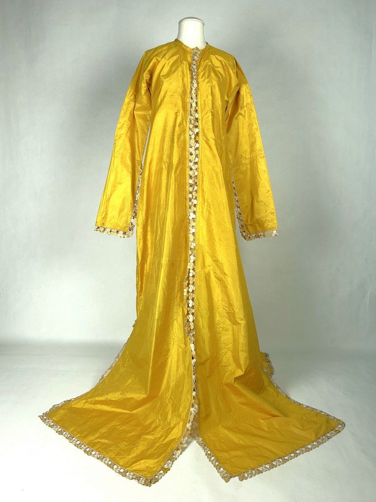 Ceremonial Kaftan Or Entari In Gold-yellow Silk Taffeta - Ottoman Empire 19th C.-photo-3
