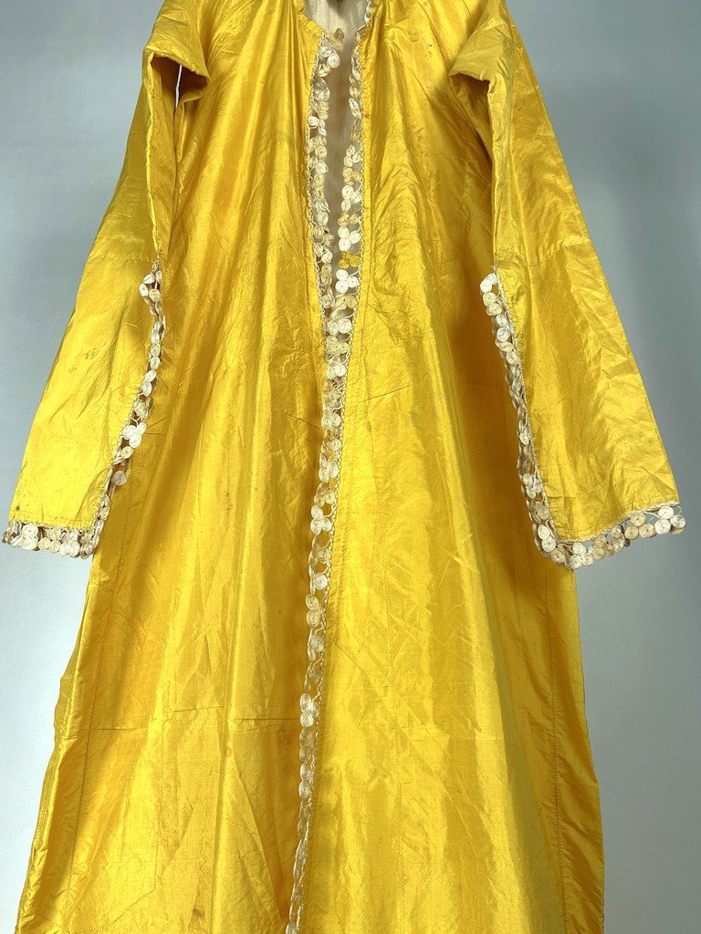Ceremonial Kaftan Or Entari In Gold-yellow Silk Taffeta - Ottoman Empire 19th C.-photo-1