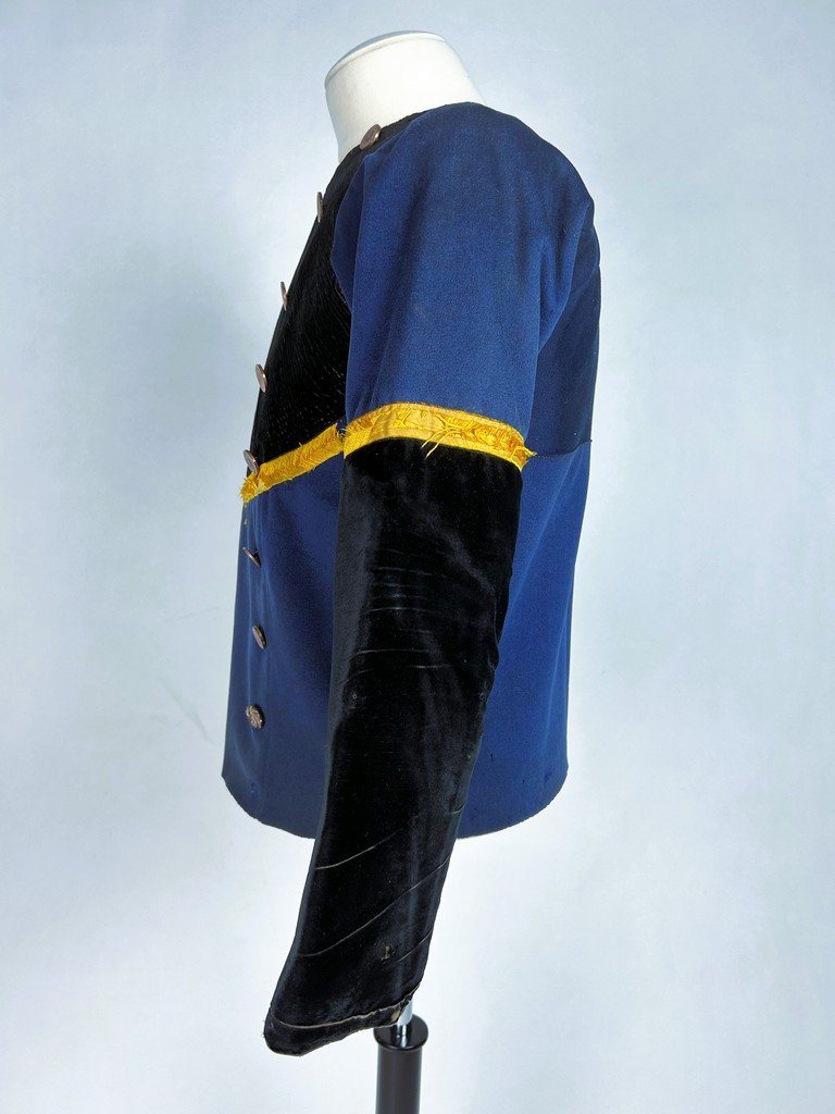 Breton Chupenn Jacket In Embroidered Indigo Wool Cloth - Quimper Region Circa 1880-1900-photo-2