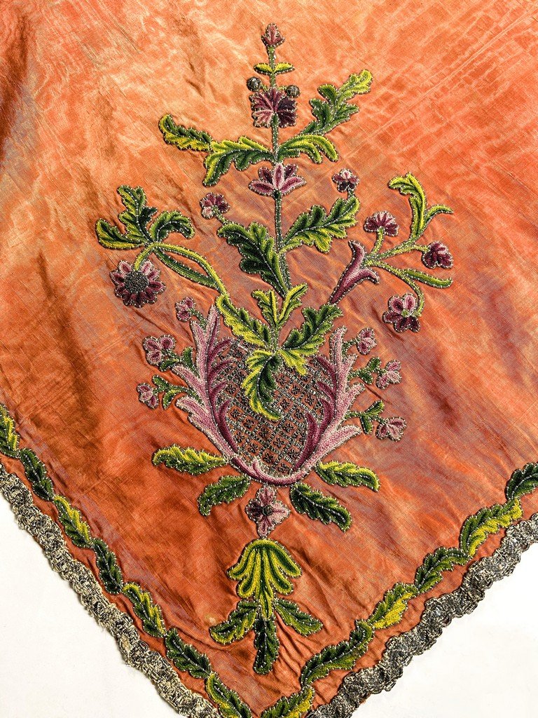 Silk Moiré Tablecloth Embroidered With Silver Thread And Cannetille - France, Early 18th Century -photo-5