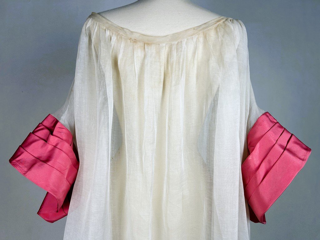 Ceremonial Cape With Pagoda Sleeves By Maggy Rouff - Paris, Circa 1950-photo-4