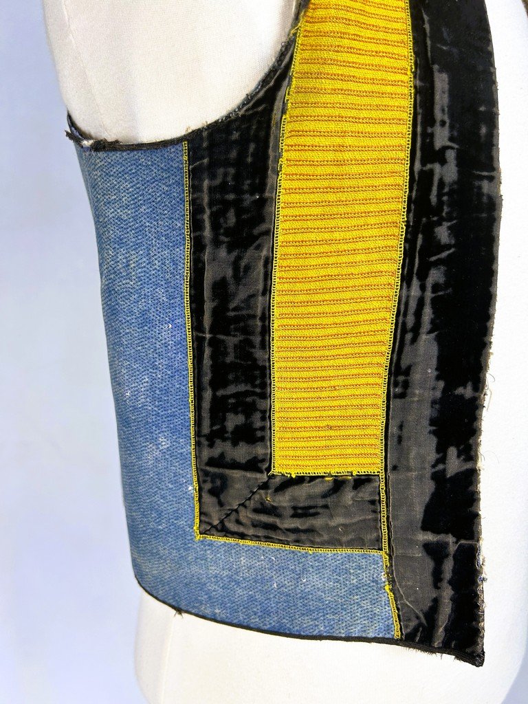 Gilet breton Glazig en drap de laine indigo brodé - Région de Quimper Circa 1880-1900-photo-3
