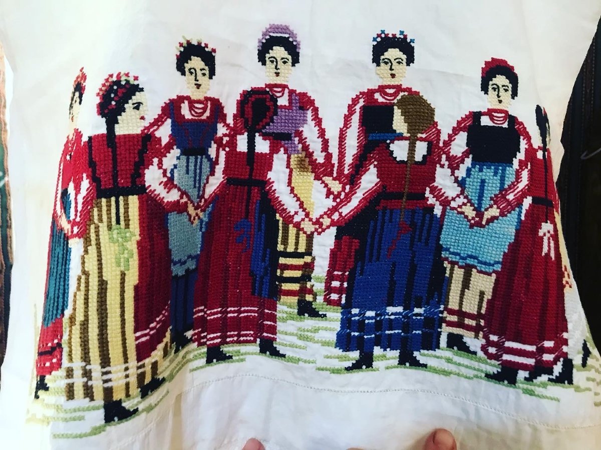 Echarpe de mariage brodée - Russie début XXe siècle-photo-3