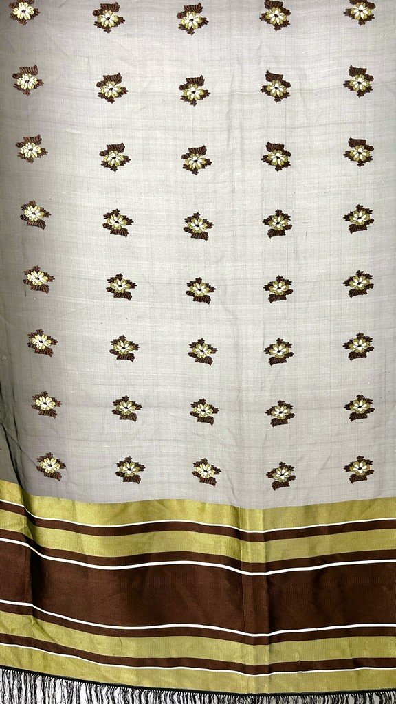 Grenadine Silk Shawl With A Scattered Floral Pattern And Satin Borders - France, Circa 1860-photo-5
