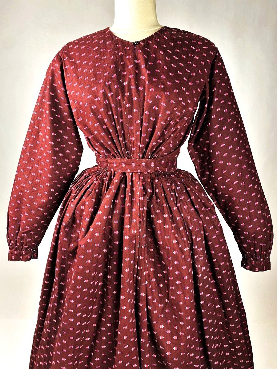 Vers 1860 une robe provençale en coton imprimé - état exceptionnel-photo-1
