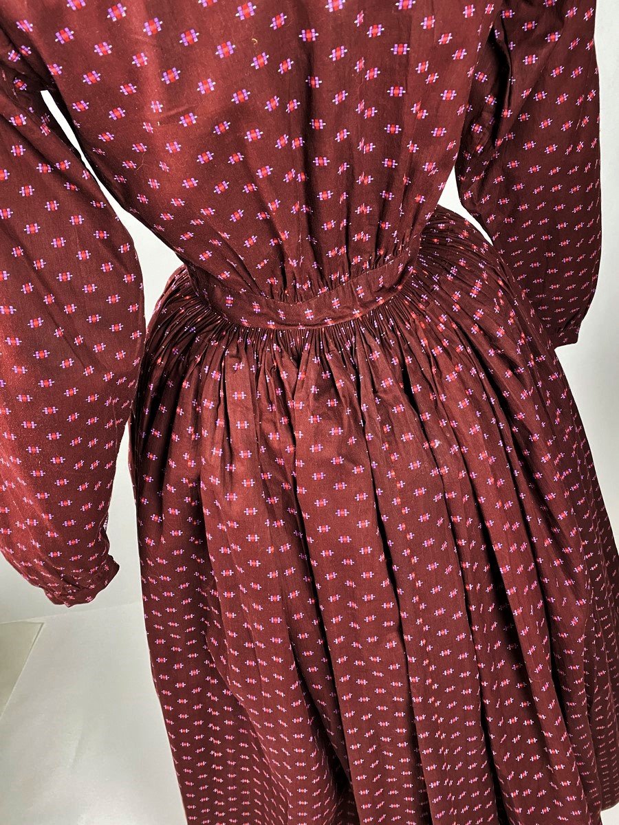 Vers 1860 une robe provençale en coton imprimé - état exceptionnel-photo-7