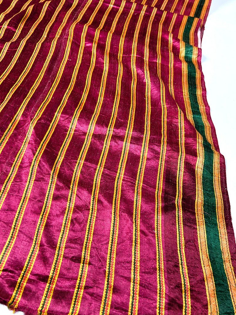 Masrhu - Indian Satin Sari With Silk And Cotton Stripes - Gujarat, Circa 1940-photo-3