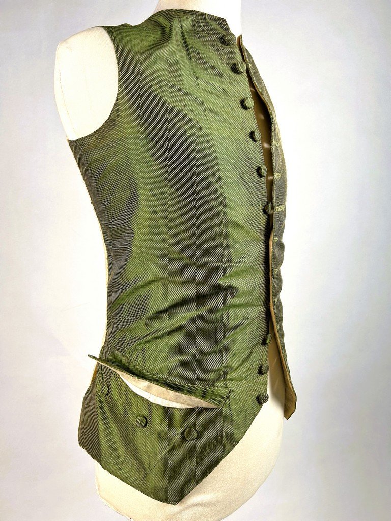 Habit et Gilet de gentilhomme en taffetas Miniature vert jaune - France Circa 1785-photo-3