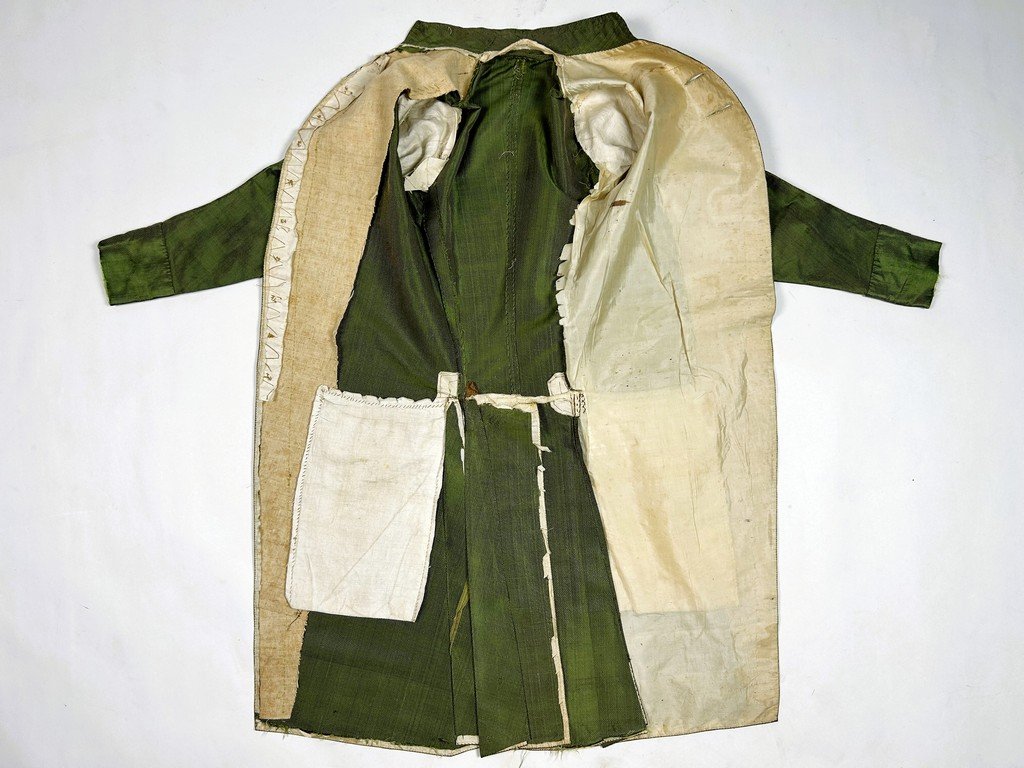 Habit et Gilet de gentilhomme en taffetas Miniature vert jaune - France Circa 1785-photo-8