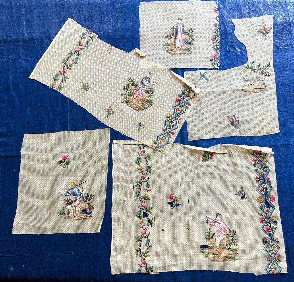 Cinq documents de pékin de soie peint au jus d'herbe - Chine pour Compagnie des Indes C. 1750-photo-2