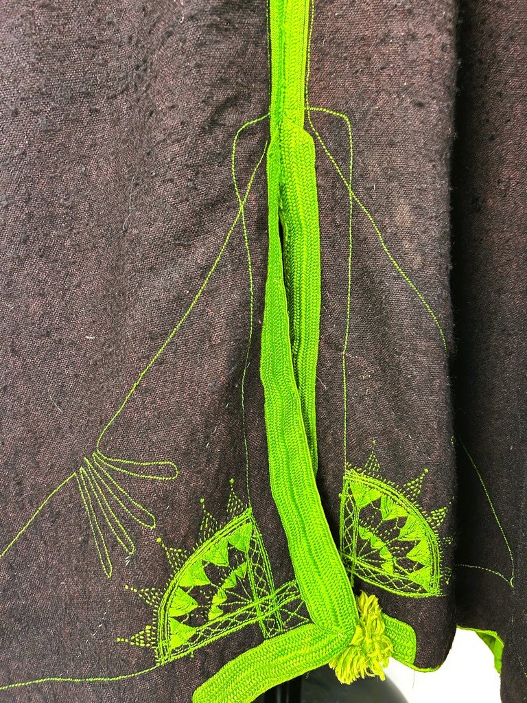 Djellaba Berbère en laine brodé de soie floche vert-jaune - Tunisie Circa 1900-1930-photo-2