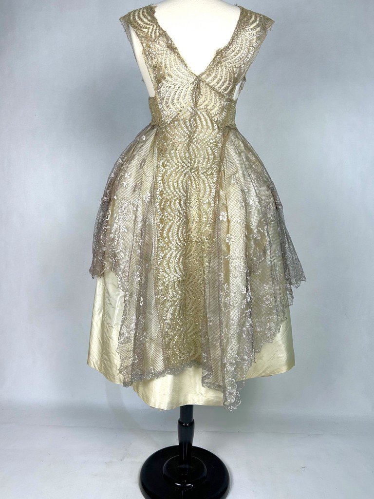 Robe de Style en lamé argent dans le goût de Boué Soeurs – France période Art Déco Circa 1925-photo-4