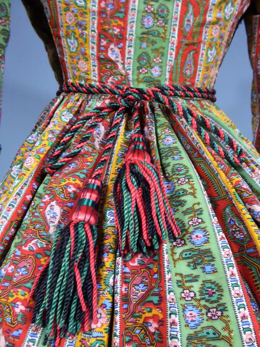 Crinoline Interior Dress In Printed Challis Circa 1860-photo-8