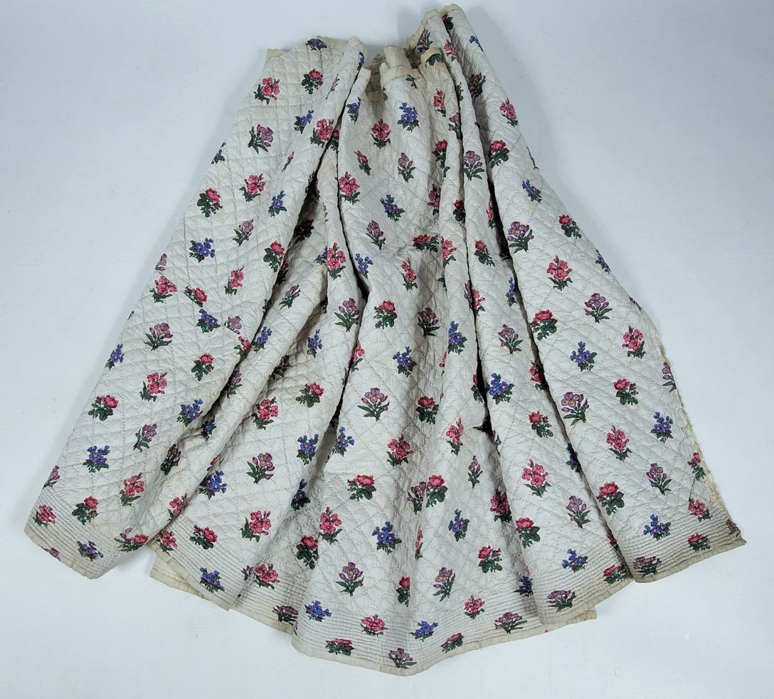 Pique Skirt In Percale Printed With Bouquets - Marseille Provence Circa 1840-photo-1