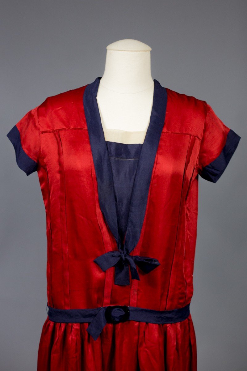Patriotic Dress In Satin And Silk Crepe Circa 1920-photo-1