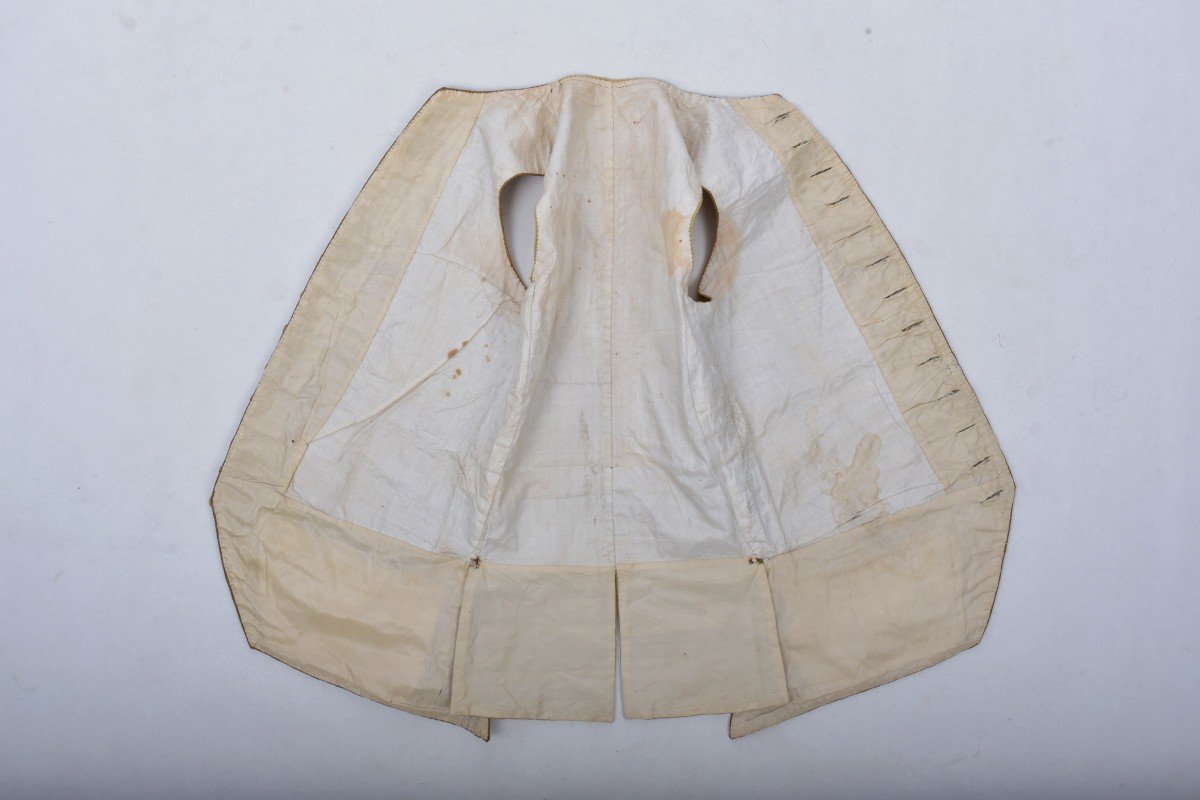 Gilet De Gentilhomme En Faille Française Caca d'Oie Lamé Or - Période Louis XV Circa 1760-photo-1