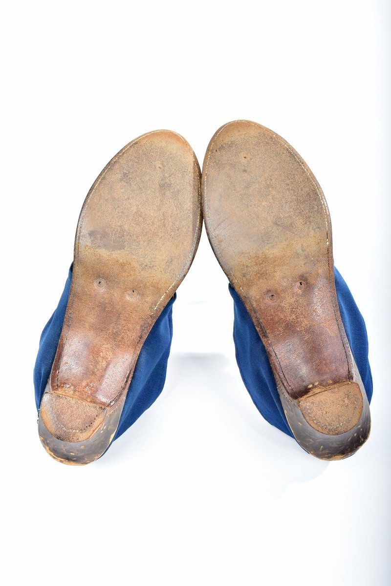 Pair Of Lady's Shoes In Glazed Wool Twill Bleu De France - Louis XVI Circa 1780-photo-4