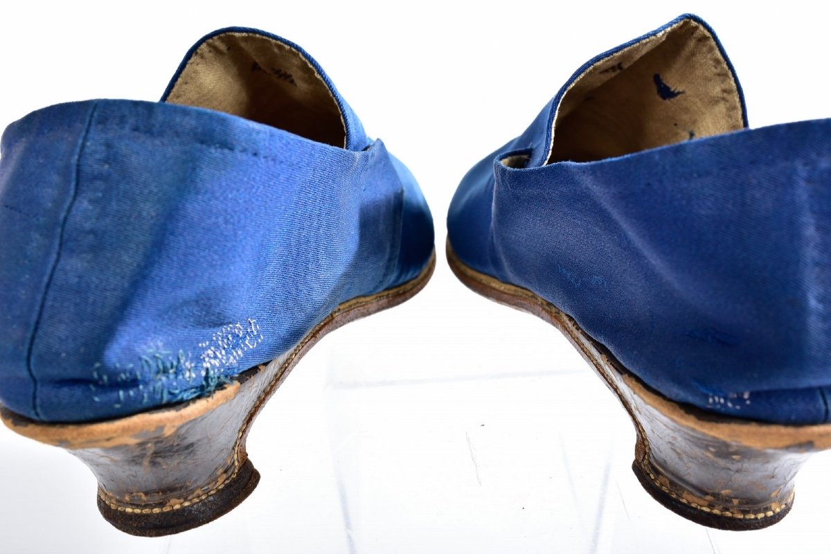 Pair Of Lady's Shoes In Glazed Wool Twill Bleu De France - Louis XVI Circa 1780-photo-5