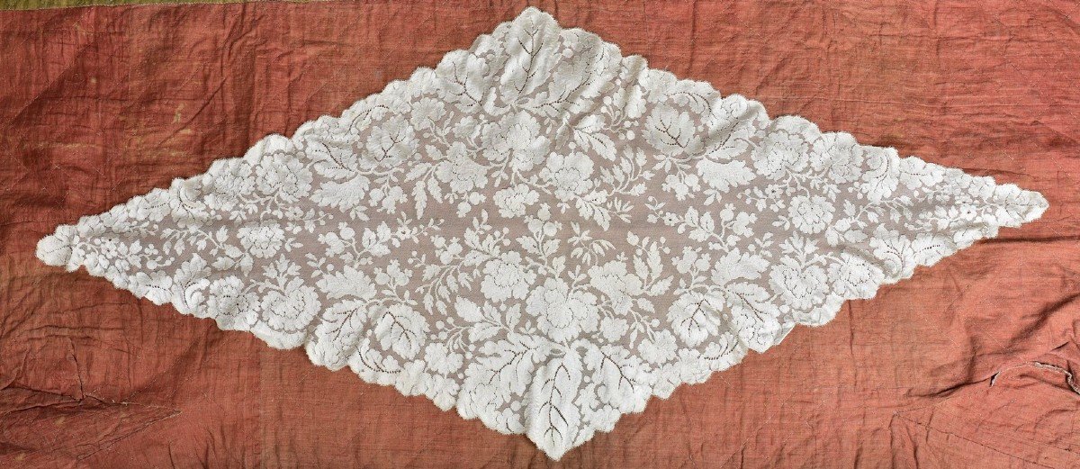 Mantilla In Cream Silk Blonde - Spain Second Half Nineteenth Century-photo-3
