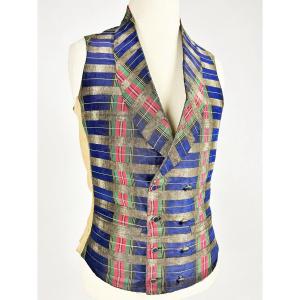 Gilet en tartan de soie moiré d'un élégant Dandy - France période Romantique Circa 1845