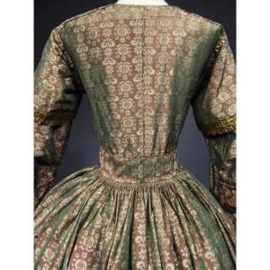 Louis Philippe Dress In Shaped Changing And Indian Silk - France Circa 1845