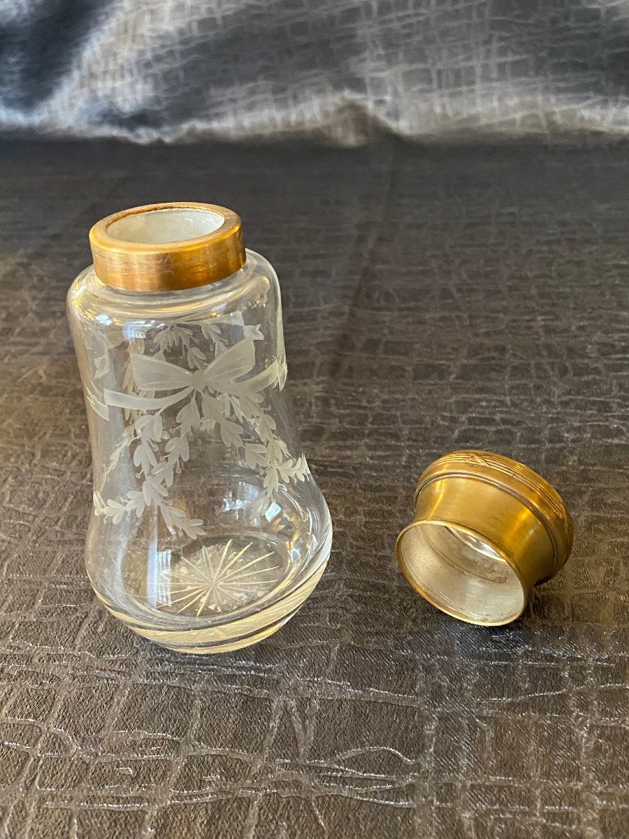 CUILLÈRE ANCIENNE SAUPOUDREUSE à sucre en métal argenté EUR 20,00
