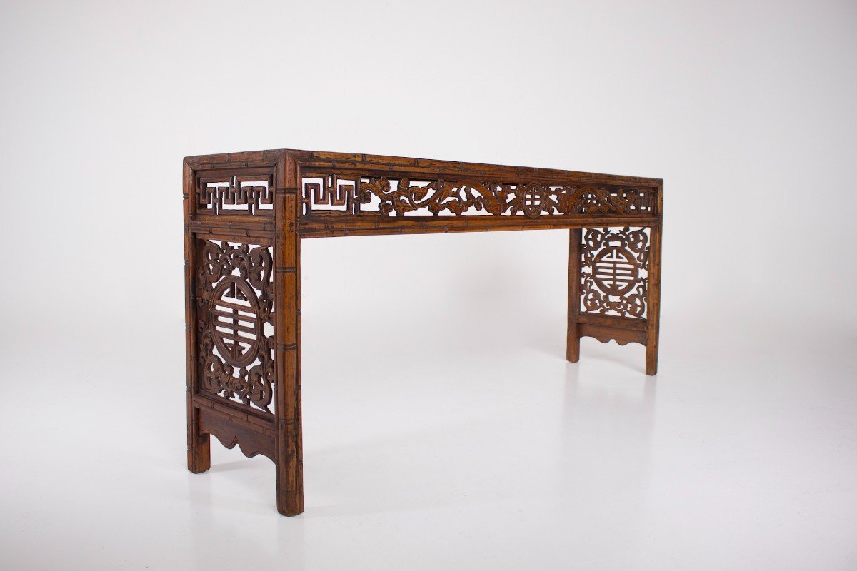 Grande Console Autel Aux Phoenix, Chine.