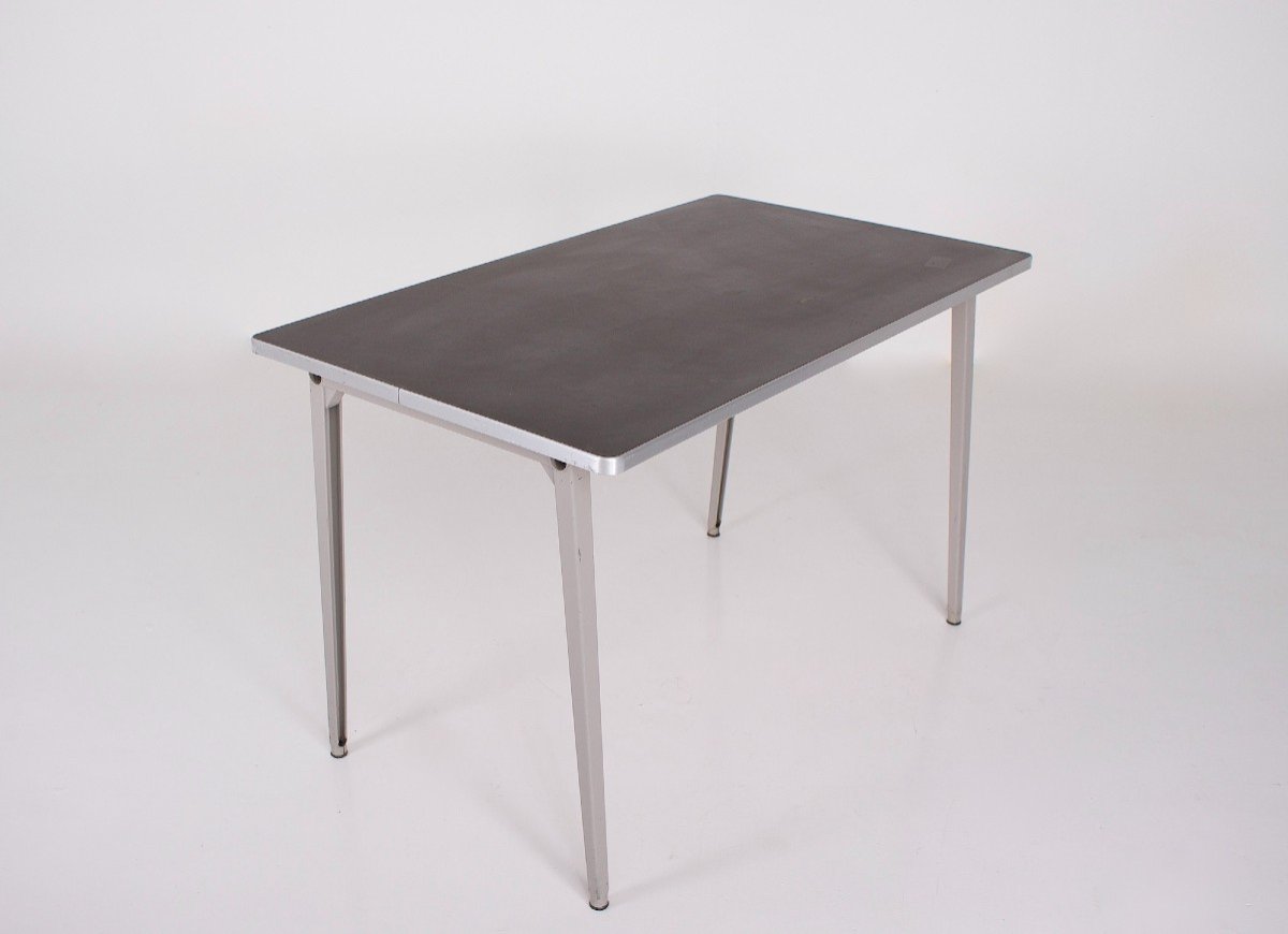 Reform Table By Friso Kramer