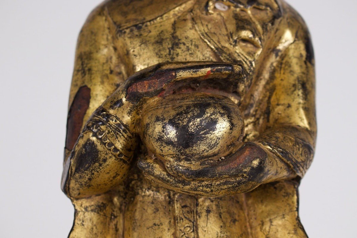Statue de Bouddha en bois doré, Birmanie,19 ème siècle.-photo-1
