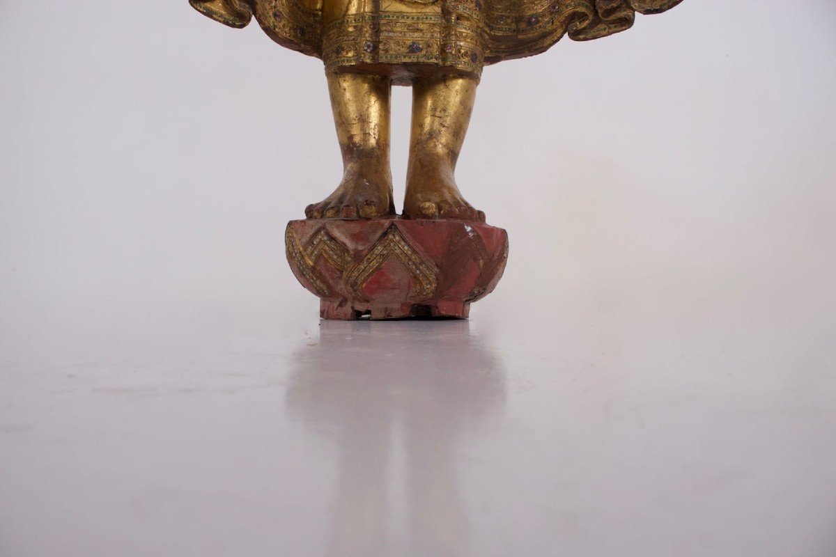 Importante statue de Bouddha en bois doré.-photo-1