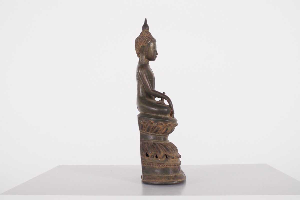 Sculpture de bouddha en bronze, Laos, XIX ème siècle.-photo-4