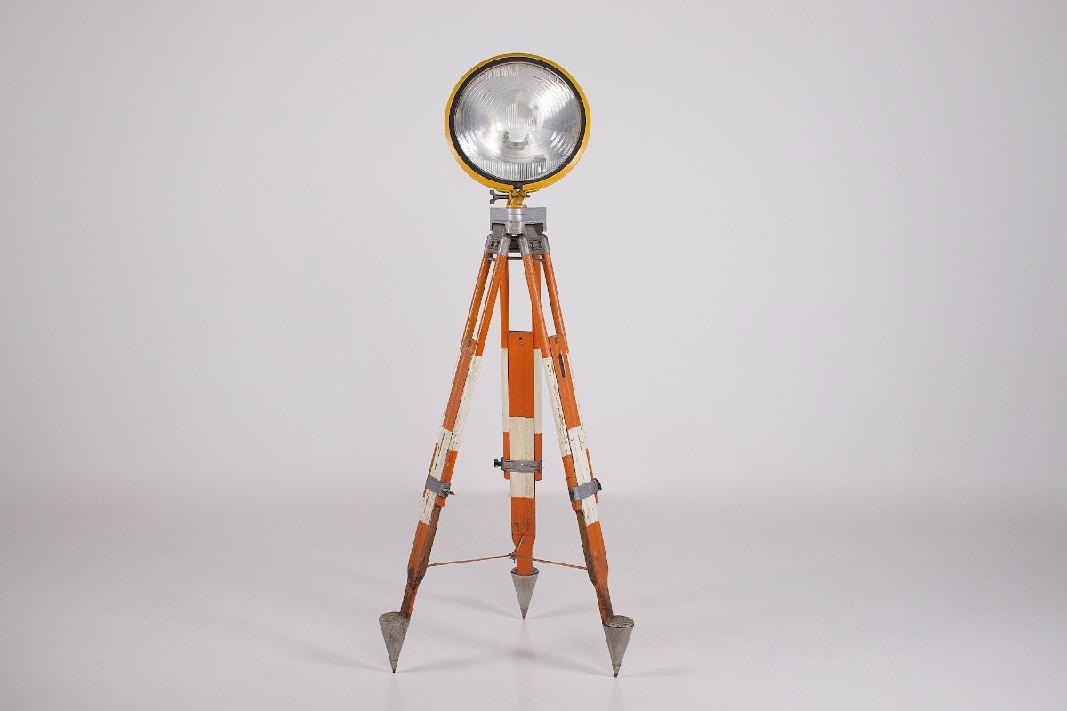 lampe phare industrielle tripode, années 50/60.