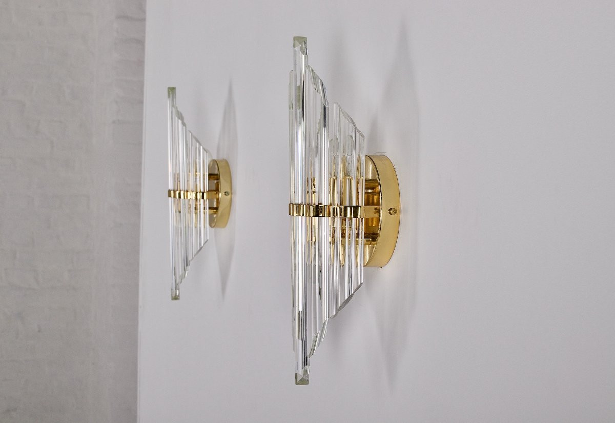 Deux applique en cristal biseauté et laiton, années 70.-photo-2