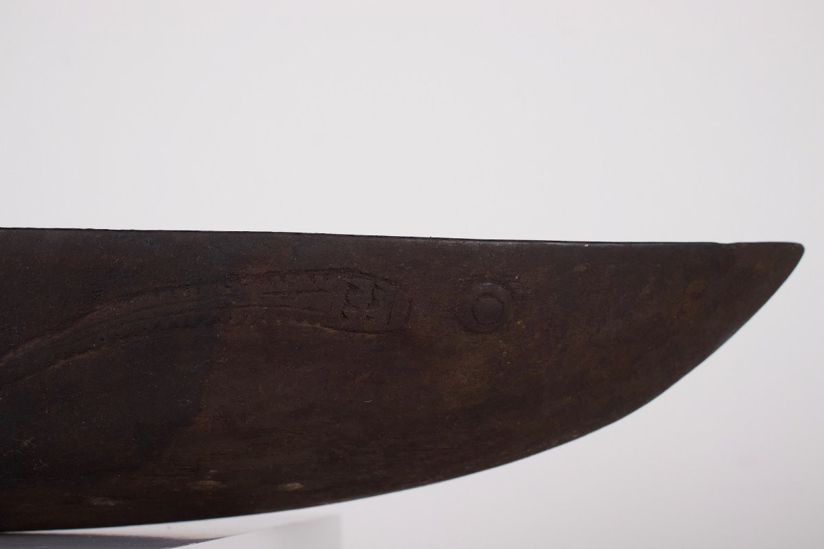 Coupe traditionnelle en bois, Papouasie.-photo-3