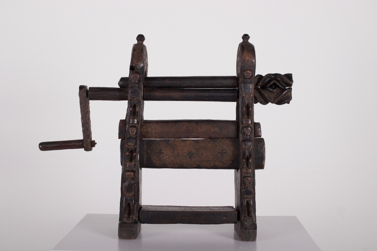 Cotton Gin With Ancestral Figures, Timor
